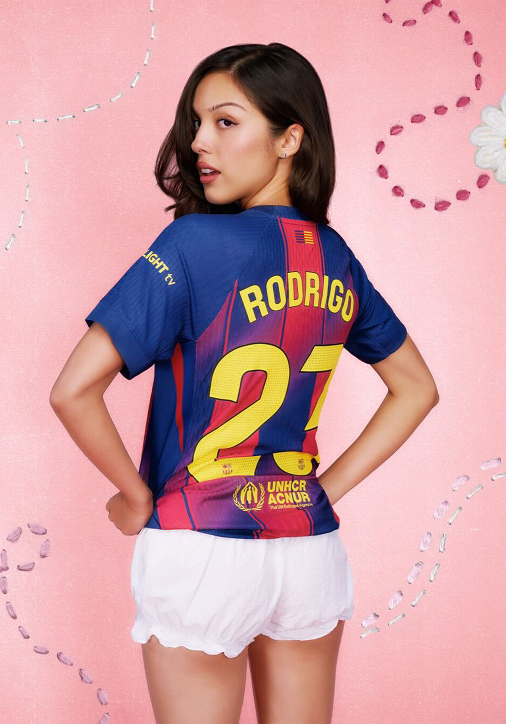Limited Edition FC Barcelona x Olivia Rodrigo 25/26 women's home jersey signed by the starting line-ups of the men's El Clásico match (10/05) and the women's match vs. Levante UD (06/05)